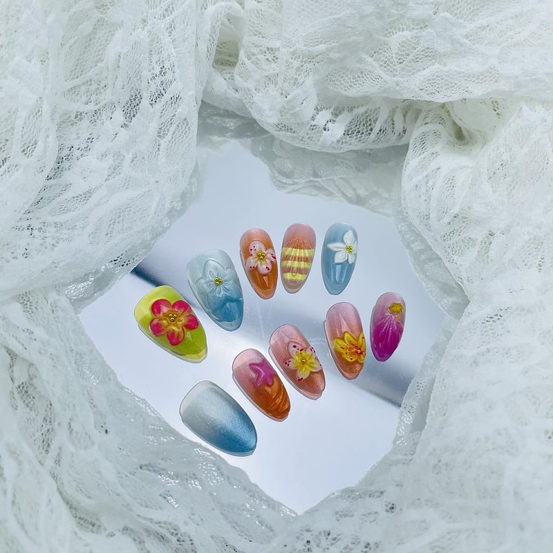 30Pcs Colorful Flower Press on Nails Short Almond Fake Nails with Gold Bead Starfish Designs Glossy Full Cover False Nail 3D Water Ripple Acrylic Nail Spring Summer Stick on Nails for Women Daily Wear
