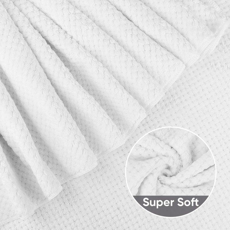 HOMEXCEL 6 Pack Bath Towel Set, (24 x 48 Inches) Microfiber Ultra Soft Highly Absorbent Bath Towels, Lightweight and Quick Drying Towels for Hotel, Bathroom, Spa and Beauty Parlor, White