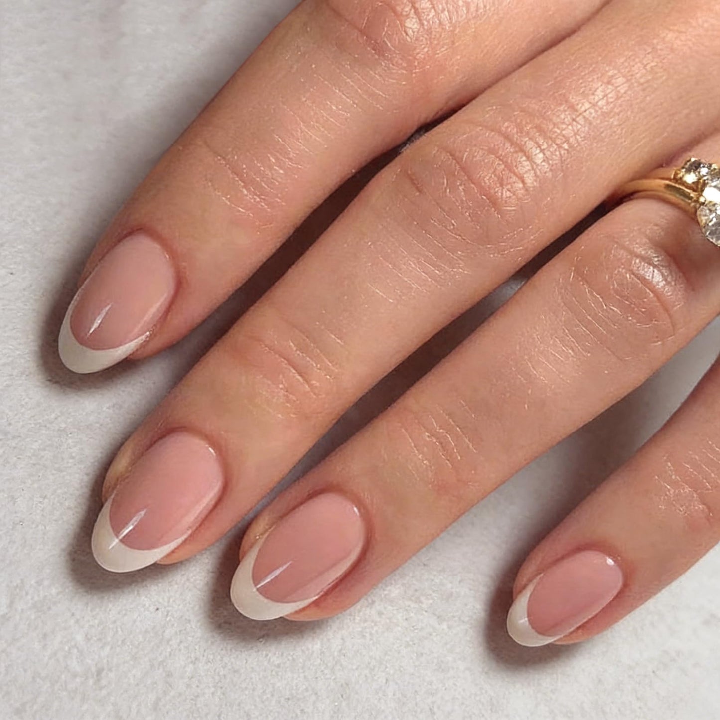 White French Tip Press on Nails Short Almond Fake Nails with Designs Ombre False Nails Gel Artificial Acrylic Nail Nude Fingernails Glossy Natural Reusable Stick on Nails for Women 24Pcs