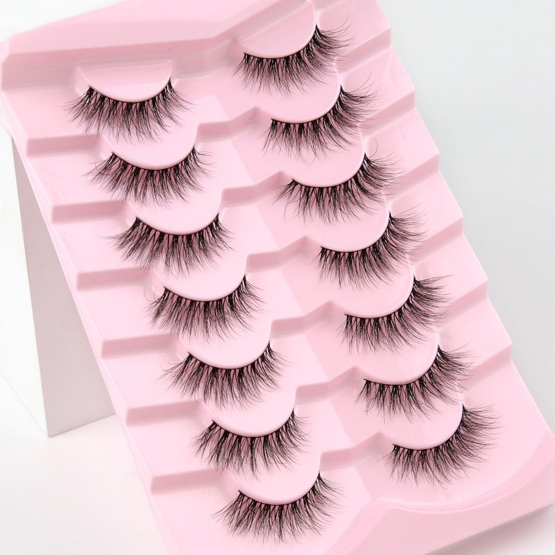 Natural Cat Eye Lashes Wispy Eyelashes 14mm Lightweight False Eyelashes 3D Volume Natural Lashes 0.1mm Thin Cotton Band Lash Strips Pack C Curl Soft Eyelash 7 Pairs Siligli