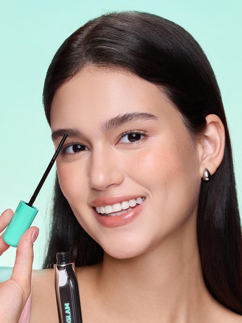 SHEGLAM Lashlighter EZ Remove Lash Treatment Gentle Mascara Remover for Waterproof Mascara