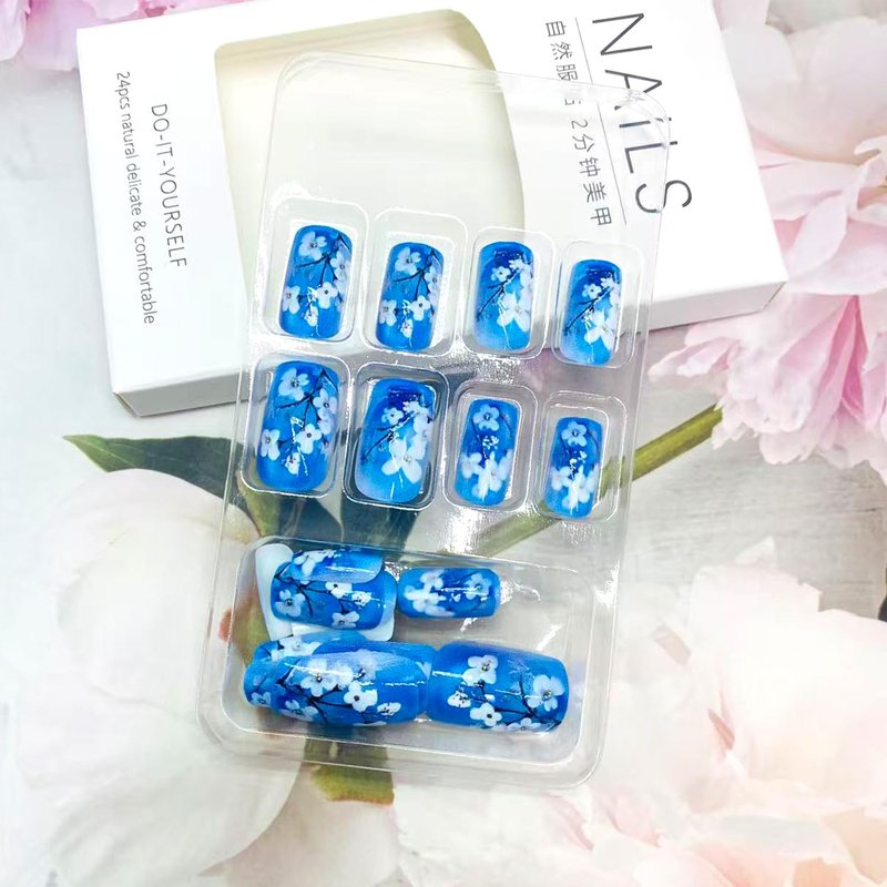 LWTZLW Blue Press on Nails Medium Square False Nails White Flower Design Full Cover Glue on Nail Summer Blue Gradient Floral Reusable Acrylic Fake Nails Glossy Artificial Stick on Nail for Women