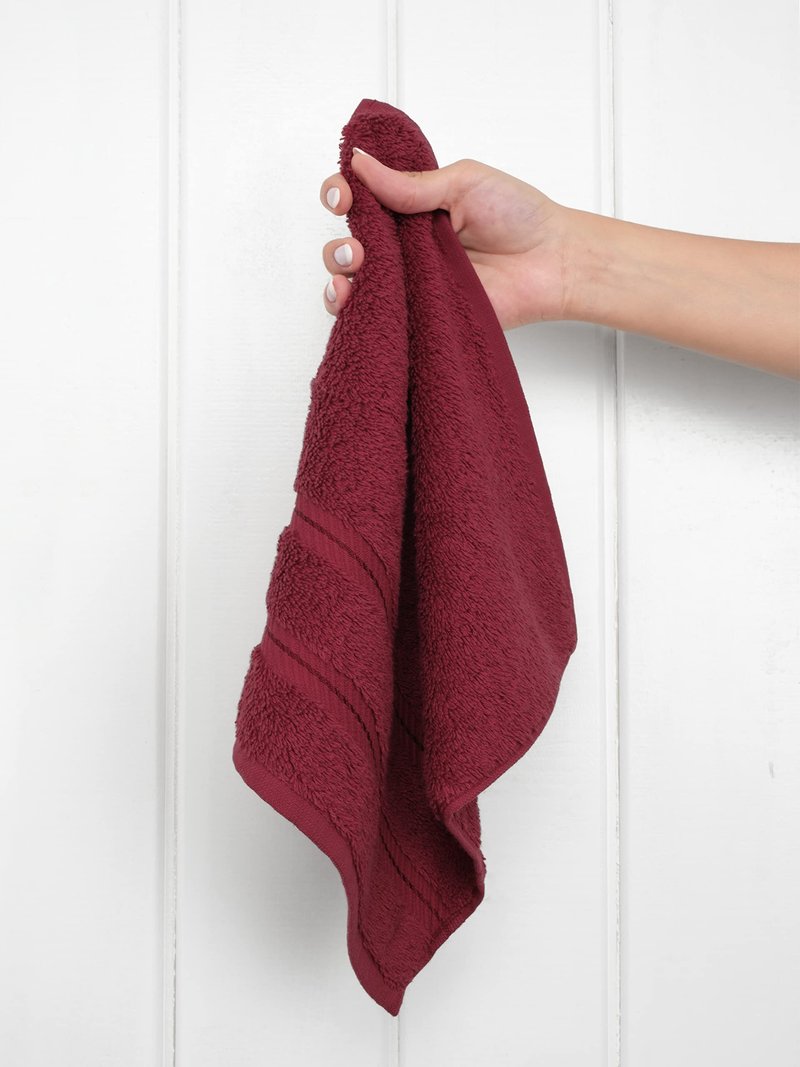 American Soft Linen Luxury Washcloths for Bathroom, 600 GSM 100% Cotton 4 Piece Turkish Wash Cloth Set, 13x13 in Soft Rags for Body and Face, Bordeaux Washcloths
