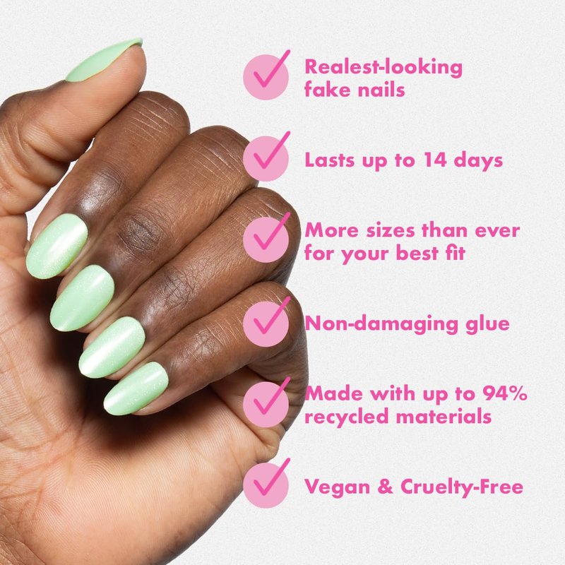 Olive & June Press-On Nails | Star Wars: The Mandalorian & Grogu | 42 Non-Toxic, Long-Lasting Nails | Medium Oval in Grogu Green Velvet