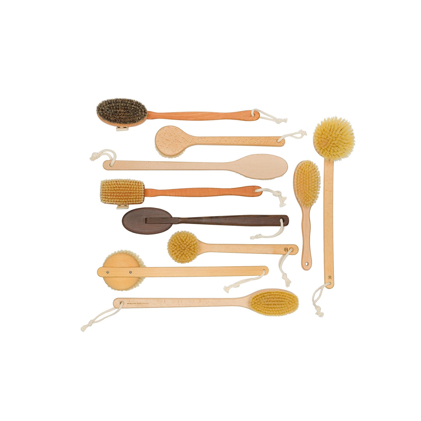 REDECKER Natural Pig Bristle Bath Brush with Oiled Beechwood Handle, 18-1/2-Inches - Back Brush - Shower Back Brush with Long Handle - Natural Bristle Brush, Made in Germany