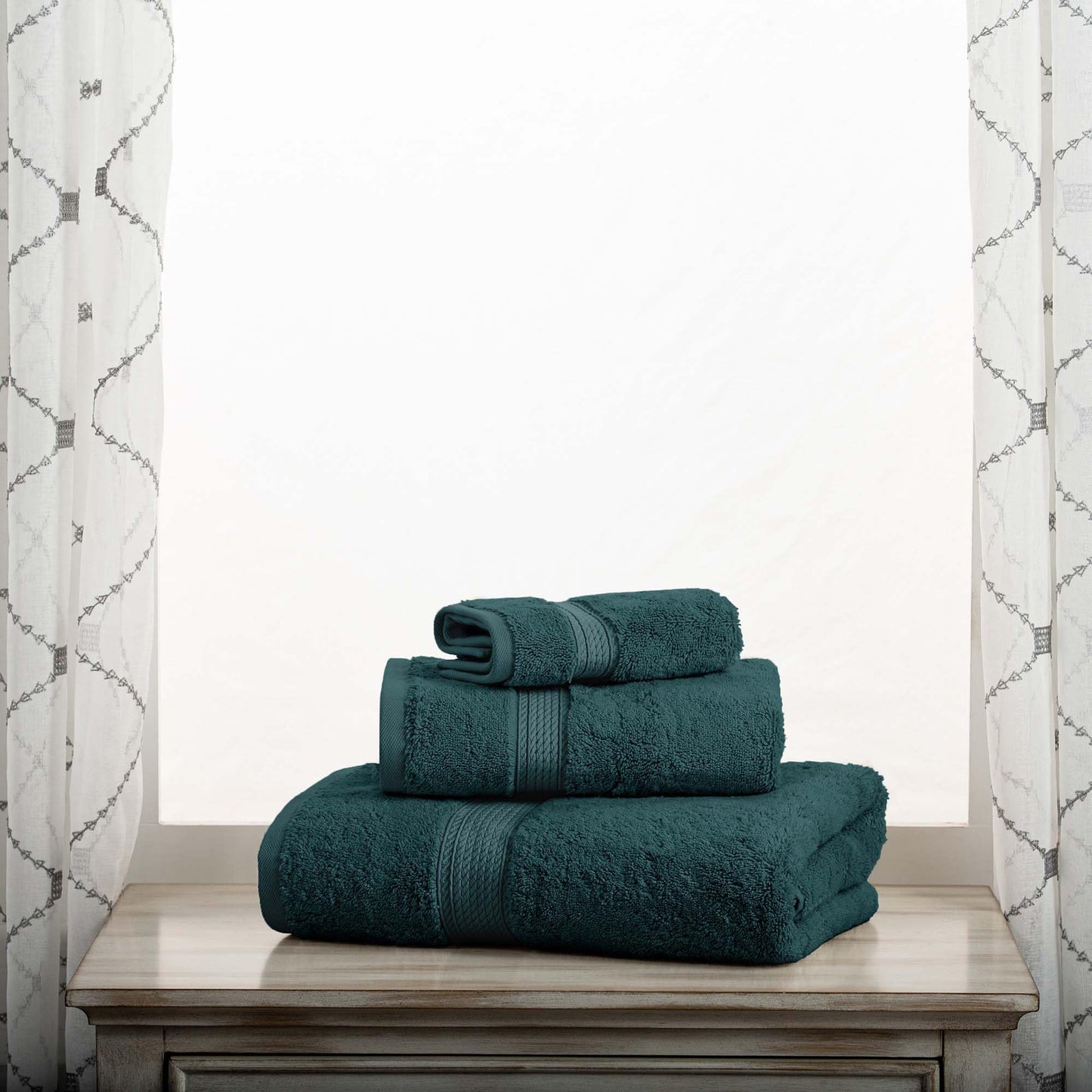 Superior Egyptian Cotton Pile 3 Piece Towel Set, Includes 1 Bath, 1 Hand, 1 Face Towel/ Washcloth, Ultra Soft Luxury Towels, Thick Plush Essentials, Guest Bath, Spa, Hotel Bathroom, Teal