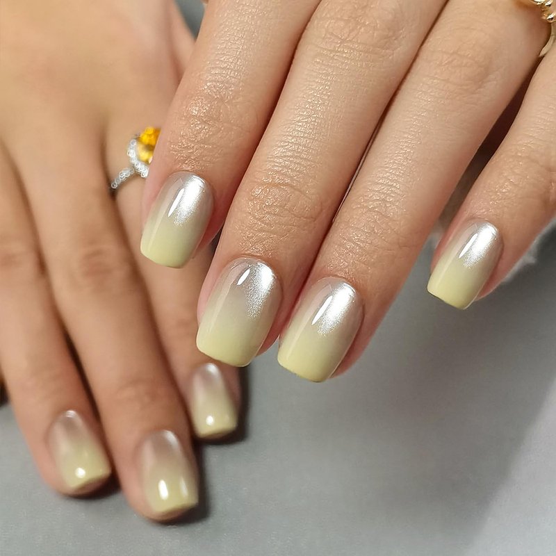 30 Pcs Cats Eyes Soft Gel Press on Nails Gradient Luxurious Fake Nails with Glue Short Square Thickened False Nails Designs Glitter Acrylic Nails Full Cover Stick on Nails for Women Art DIY 15 Sizes