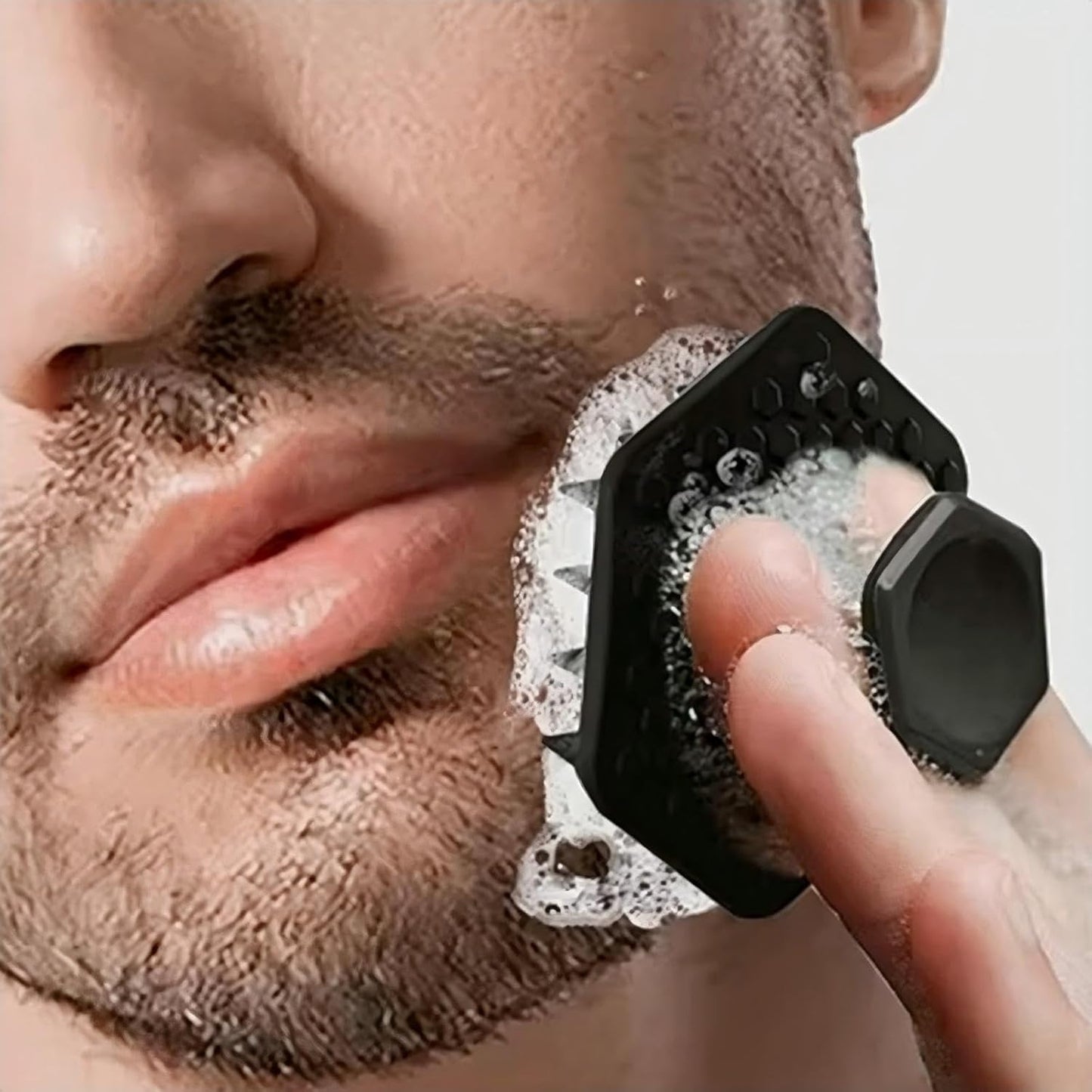 Silicone Face Scrubber for Men – Gentle Exfoliating & Deep Cleansing Pad for Facial Wash, Pore Cleaning, Beard Care & Dead Skin Removal (Black)