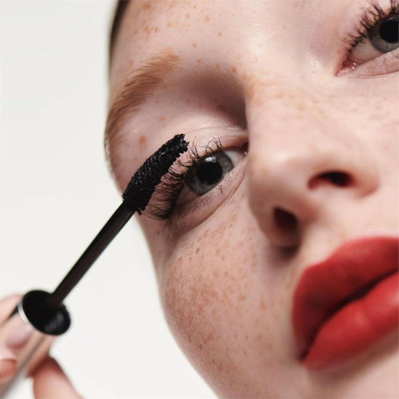 Clinique High Impact Zero Gravity Tubing Mascara - Lengthening, Curling, Smudge-Resistant + Non-Flaking