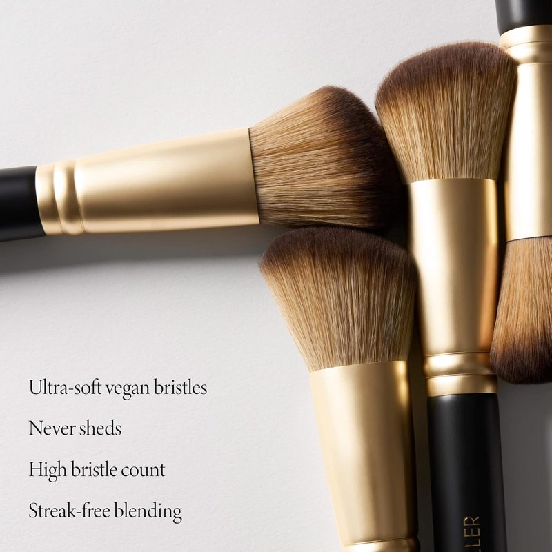 Laura Geller New York Angled Blush Brush - Dense Bristles & Black Wooden Handle for Flawless Application