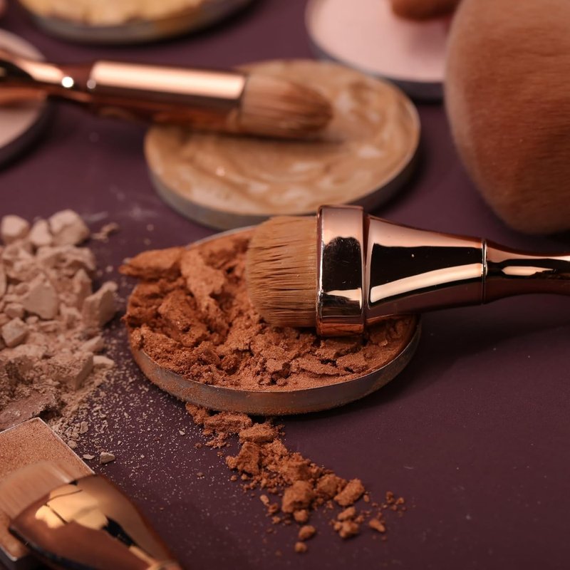 Iris Luminous HD Concealer Brush - Expert Makeup Tool for Precise Coverage | Cruelty-Free & Vegan | Rose Gold