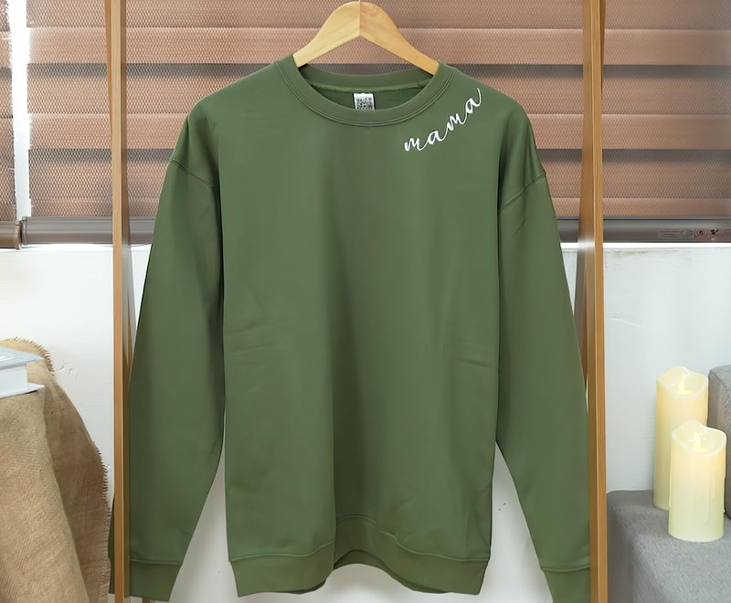 Nani - Mama Mom Mommy Embroidered Crewneck Sweatshirt Heart On Sleeve for Women - Gifts For New Mom Mama Birthday Christmas Mothers Day Valentine Embroidery Pullover Sweater Shirt Military Green