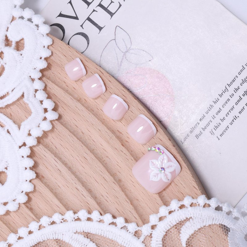 3D Floral Press-On Toenails - Short Square Fake Toe Nails with Rhinestones | White French Tip, 24pcs