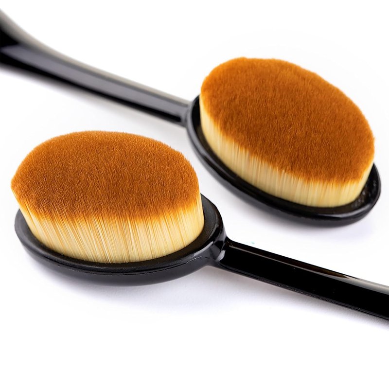 Foundointa Kabuki Makeup Brushes - 2 Pc Traceless Petal Design for Flawless Foundation Application