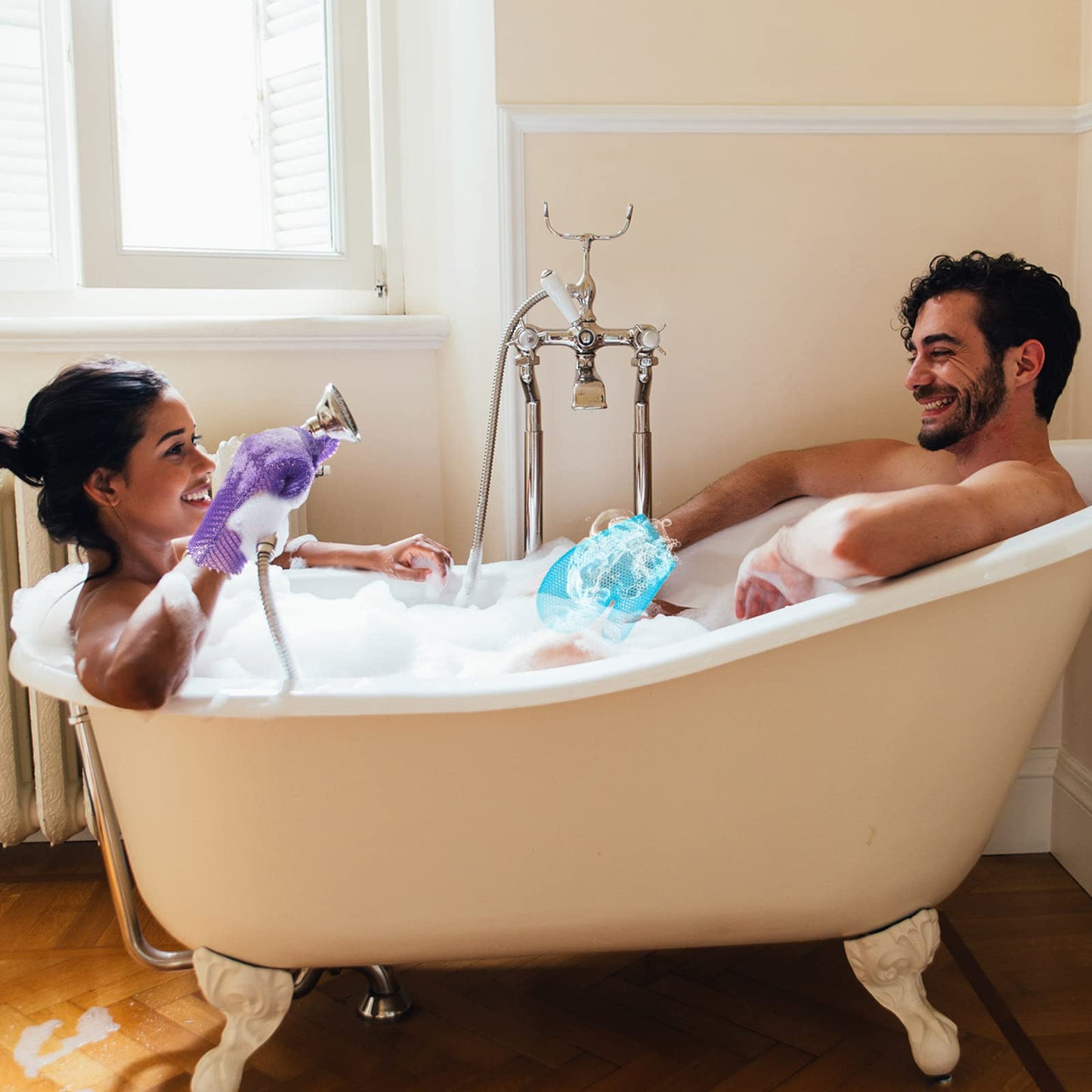 Karenhi 2 Pcs Honeycomb Exfoliating Glove Bath Mitt Body Spa Scrubber, Honeycomb Exfoliator Glove for Body Shower, Scrubber Sponge Shower Loofah, Quick Drying(Blue,Purple)