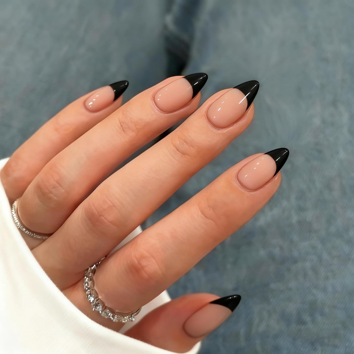 SXVME Press On Nails Short Almond, Black French Tip Press On Nails with Glue for Women, Natural French Fake Nails Press ons in 15 Sizes - 30 Soft Gel Glue On Nails Kit, Realistic Look, Classic