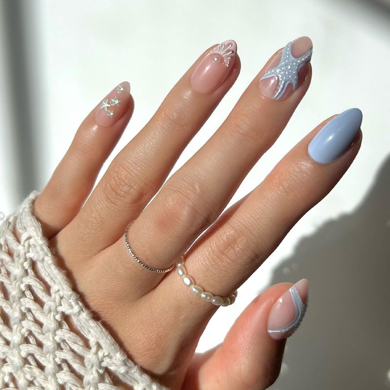Glamnetic Press On Nails - Salty Waves | Short Almond Starfish 3D Nail Art | 30-Piece Kit with Glue, 15 Sizes Available