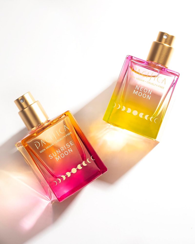 Pacifica Beauty | Sunrise Moon Spray Perfume | Peach, Cardamom, Madarin Notes | Natural + Essential Oils | Clean Fragrance | Vegan + Cruelty Free | Gifts for Her, 1 Fl Oz (Pack of 1)