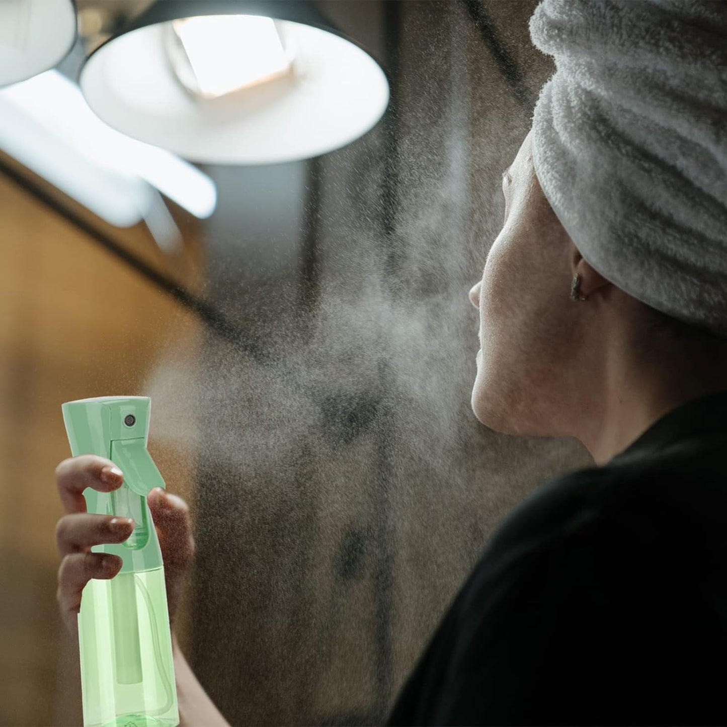 Zuhose Spray Bottle for Hair (6.8OZ /200ML) Continuous Ultra Fine Mist Sprayer for Hair, Salons, Barber, Plants, Skin Care, Cleaning 1 Pack CLEAR Green