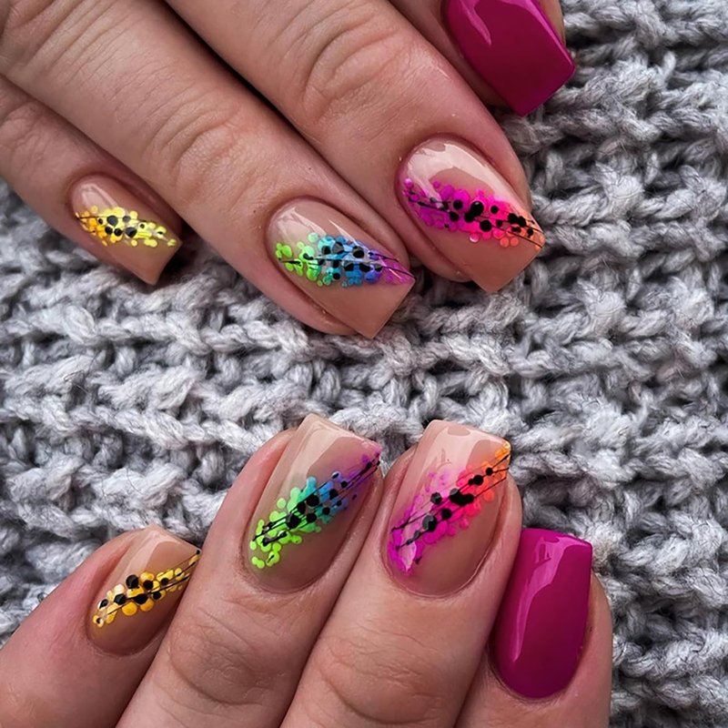 Press on Nails Medium Length Colorful Gradient False Nails Artificial Acrylic Nails Square Fake Nails Full Cover Glossy Reusable Coffin Nails Glue on Nails for Women 24Pcs