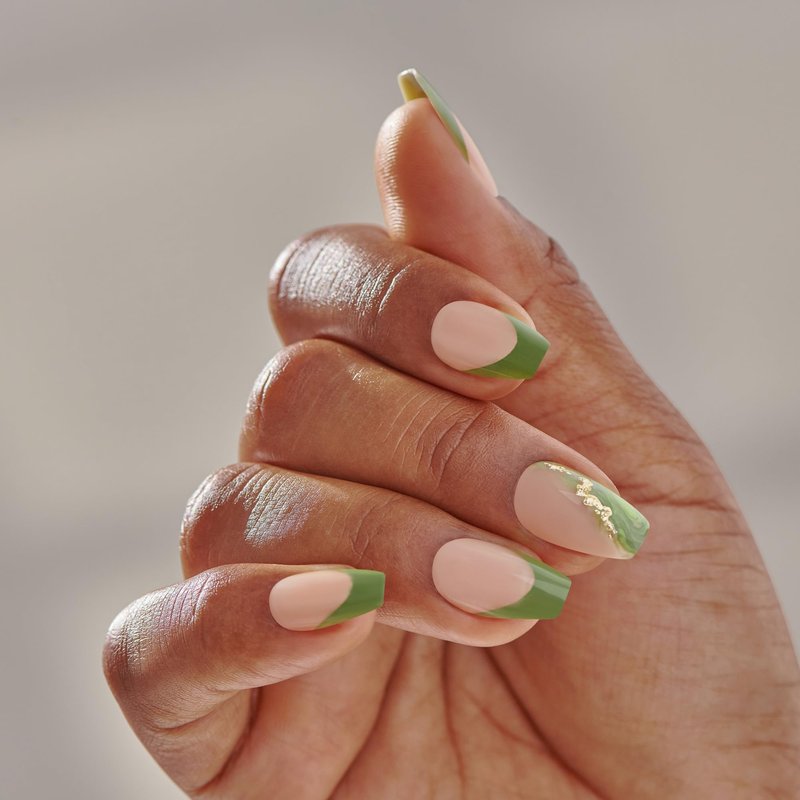 Kiss Impress No Glue Mani Press On Nails, Design, 'Ballerina', Green, Medium Size, Coffin Shape, Includes 30 Nails, Prep Pad, Instructions Sheet, 1 Manicure Stick, 1 Mini File