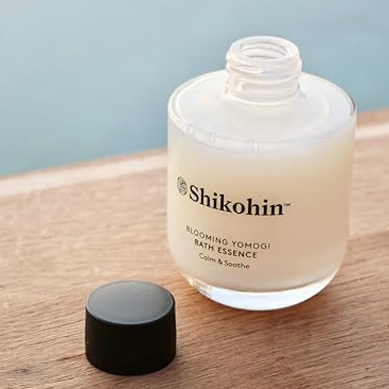 Blooming Yomogi Bath Essence: Milky Bath Oil with Yomogi Leaf, Camellia & Rice Bran - Natural Aromatherapy Soak - 100ml - Forest Bathing Scent - Vegan, Cruelty-Free