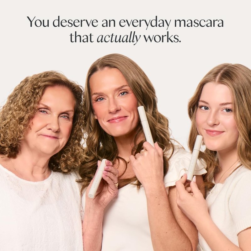 Ravie Beauty Effortless Lash Classic Curve Mascara BLACK (Black) - Lengthening and Volumizing Mascara, Smudge Proof, Flake Free, Buildable, Long Lasting, Washes Off with Warm Water