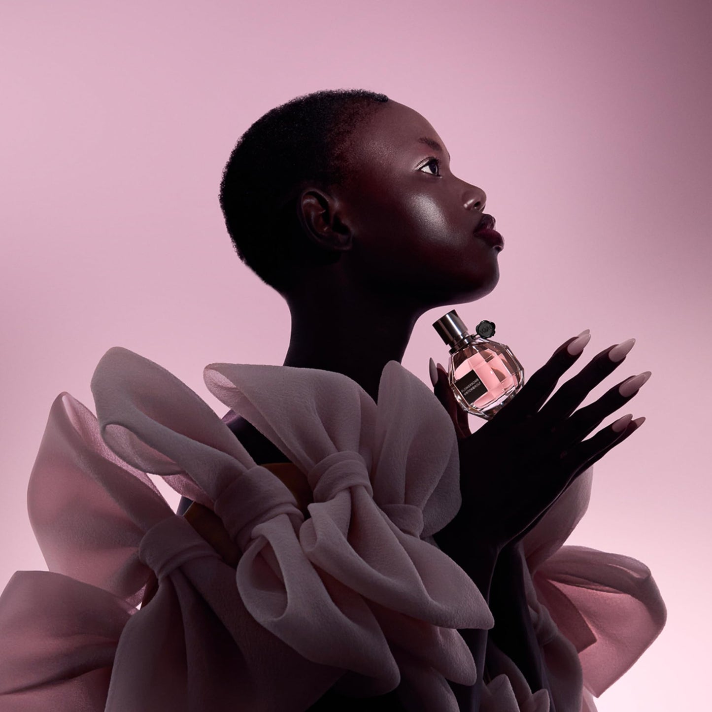 Viktor&Rolf - Flowerbomb Eau de Parfum - Women's Perfume - Floral & Woody - With Notes of Vanilla, Jasmine, & Rose - 1 Fl Oz