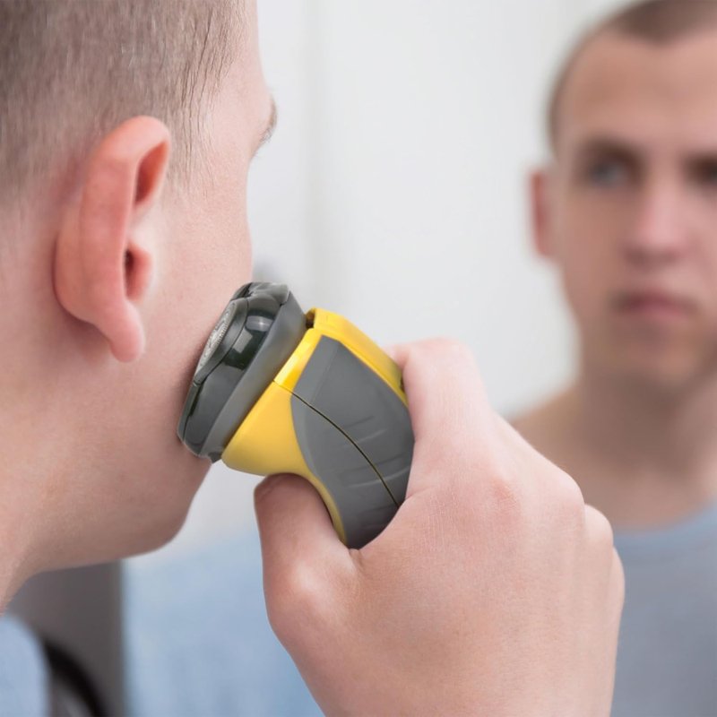 Remington Rotary Shaver 5100 - Waterproof Electric Razor for Men | Durable Yellow Design