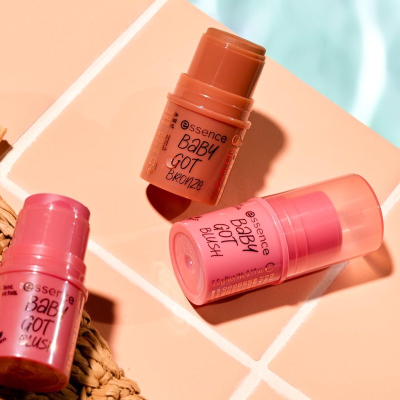 Essence | Baby Got Bronze Cream Bronzer Stick - Easy Application & Blend | Vegan, Cruelty-Free, 10g | Cinnamon Spice