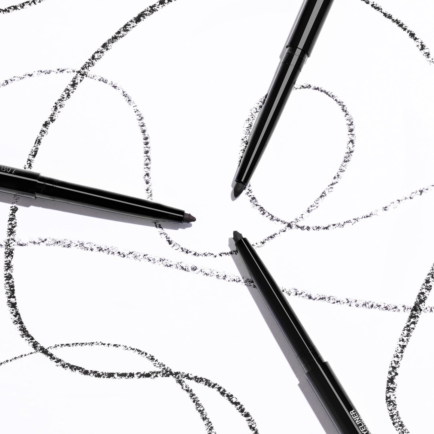 wet n wild Mega Last Breakup Proof Retractable Eyeliner - Ultra-Fine Brush, Waterproof,16-Hour Long-Lasting Wear - Cruelty-Free & Vegan - Black