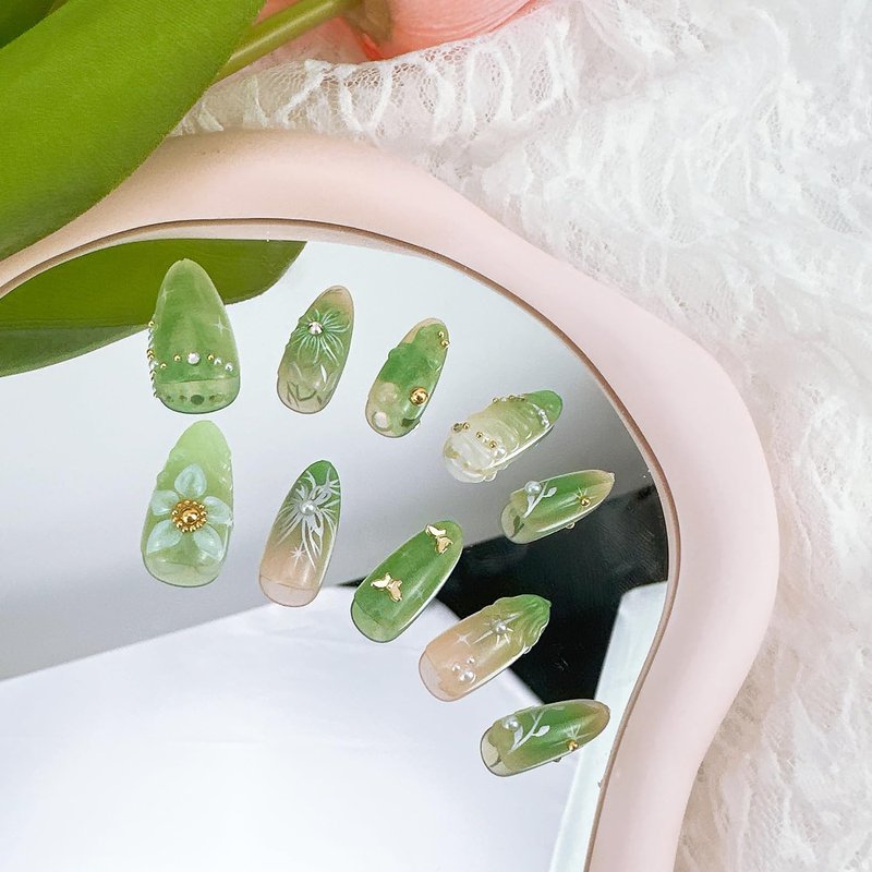 Skiennix 30pcs Green Press-On Nails - Medium Almond Shape with 3D Floral & Rhinestone Design