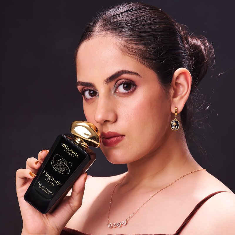 Bellavita Luxury Magnetic for her Eau de Parfum | 100 ml (3.4 fl.oz.) | Perfume for Women | Floral-Gourmand, Cassis, Rose, and Caramel Notes | Long Lasting Women's Day Special Fragrance