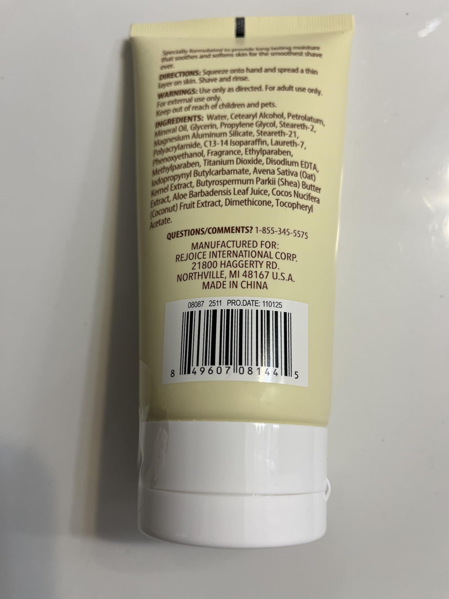 Spa Luxury Super Smooth Shave Cream, Coconut Cream Scent, with Shea Butter and Aloe, 6 Fl Oz
