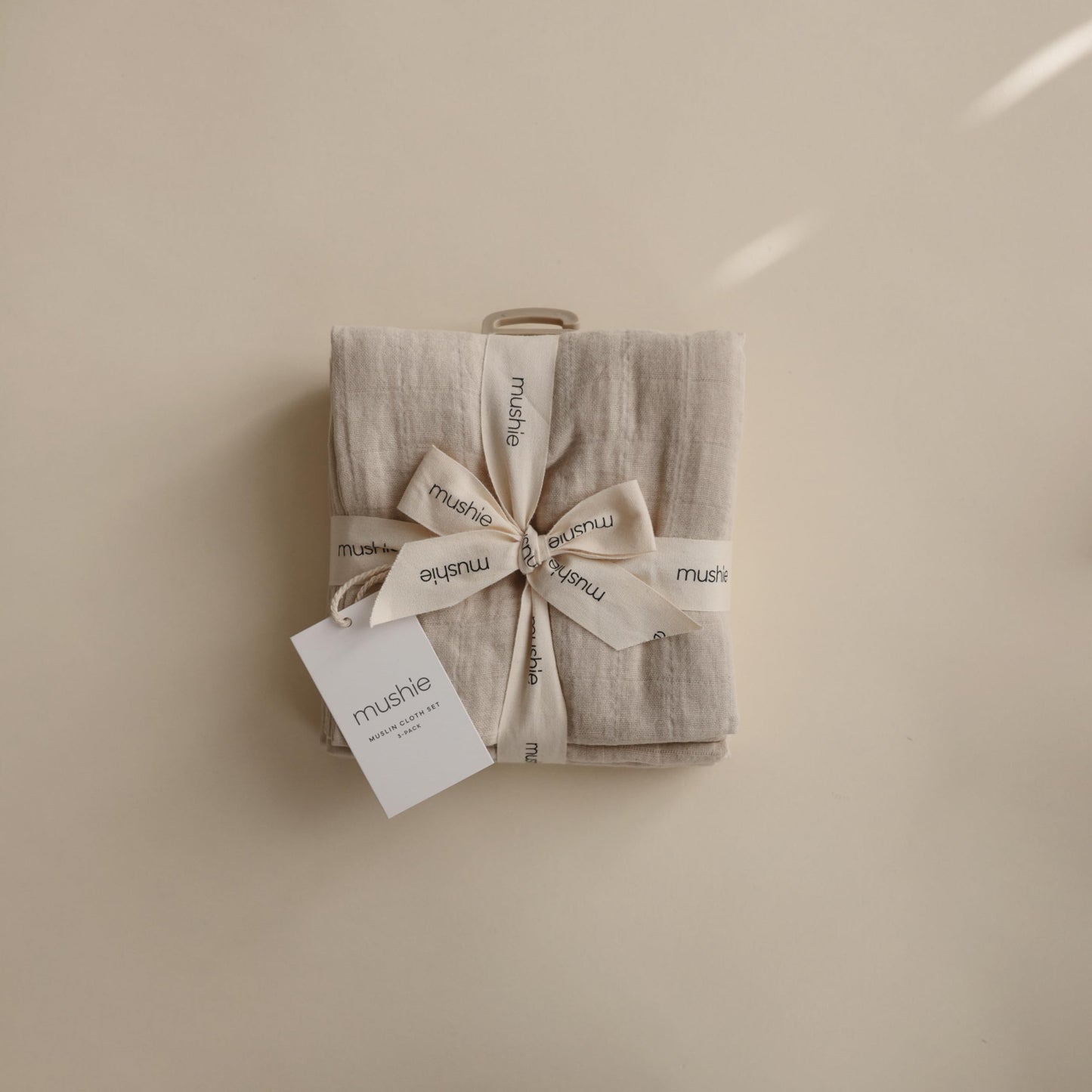 mushie Muslin Baby Cloths | 100% Organic Cotton | 23.5" x 23.5" (Flowers) 3-Pack