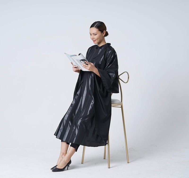 Professional Salon Cape - Black Polyester Barber Hair Cutting Cape | 54'x62'