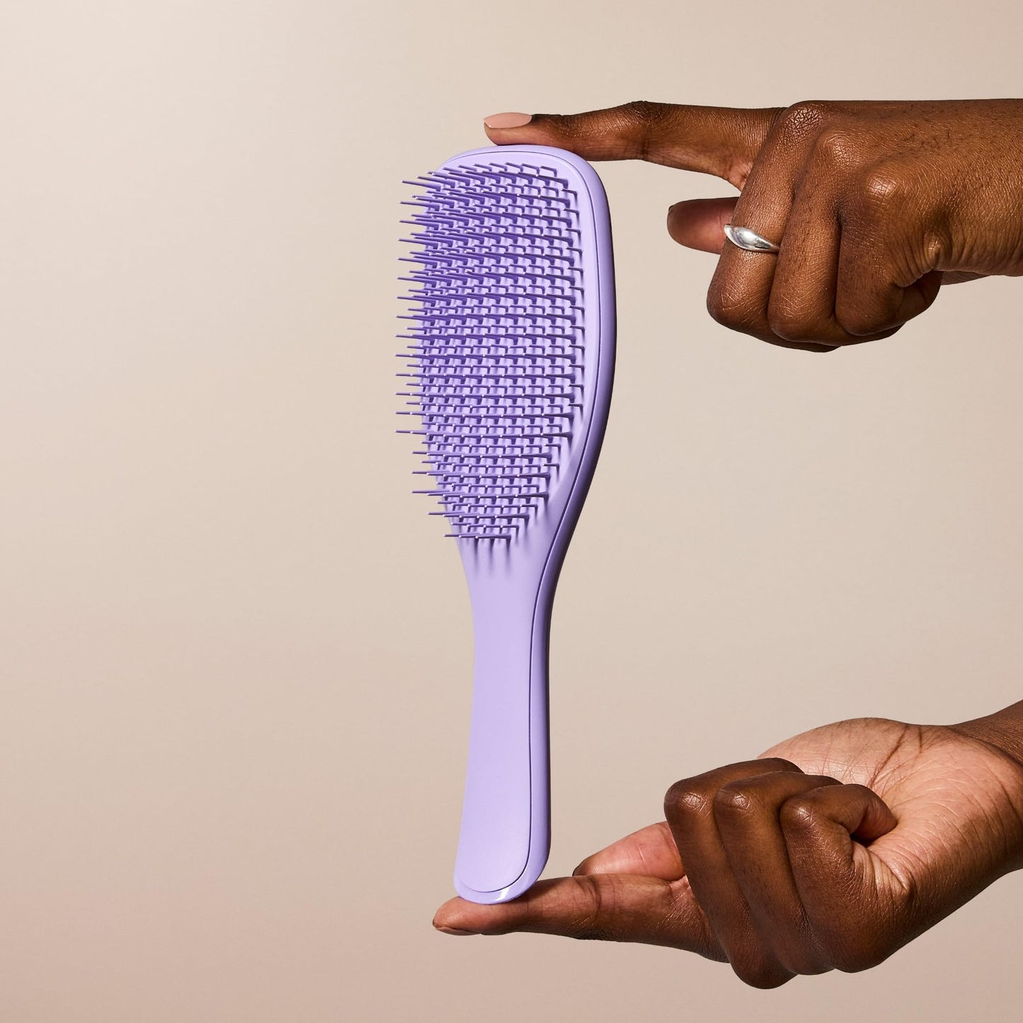 Tangle Teezer Ultimate Detangler Curly Hair Brush, Dry & Wet Hairbrush, Reduces Frizz & Breakage, for 3C to 4C Curly Hair Types, Purple Passion