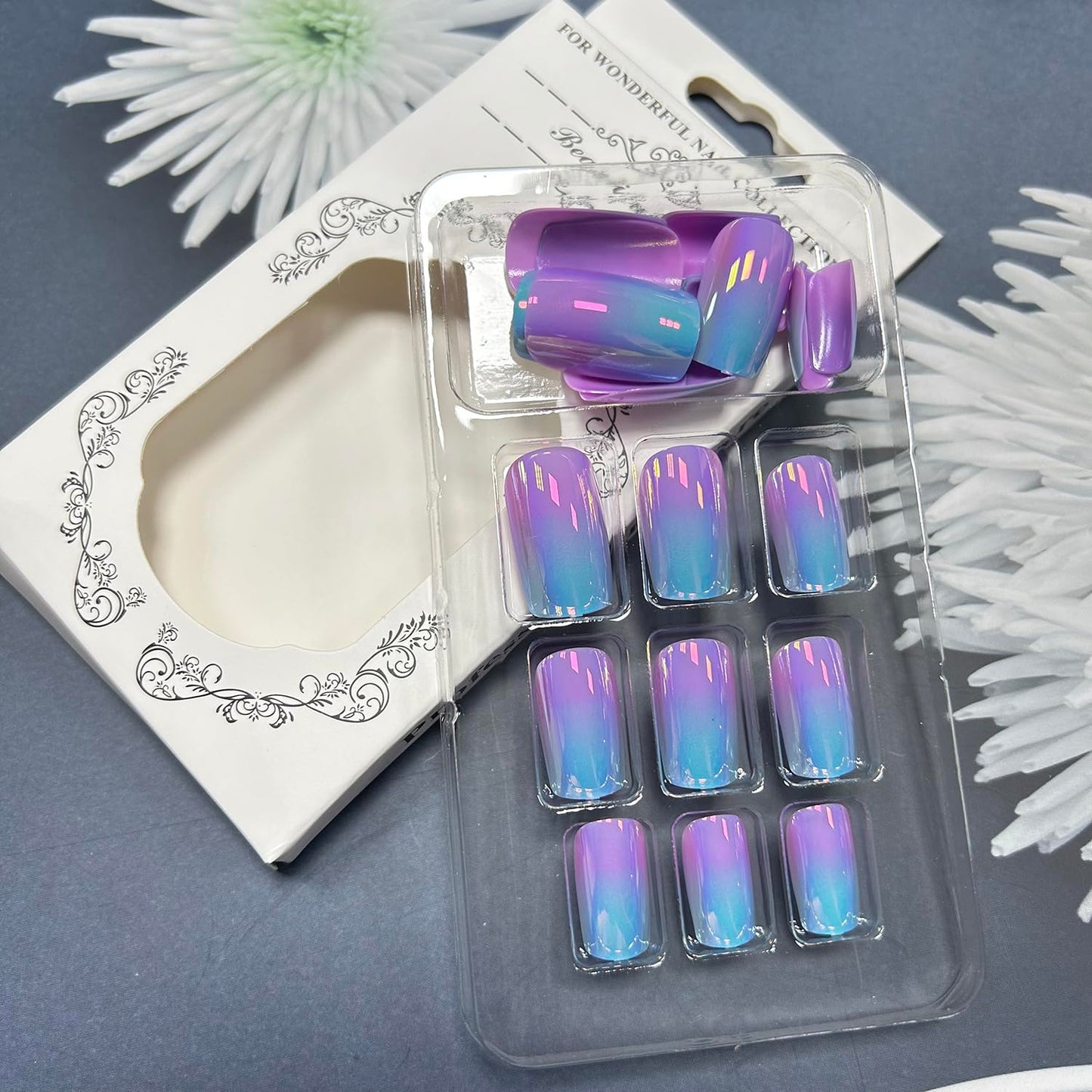 TBRZTR Blue Purple Gradient Press on Nails Medium Length Glossy False Nails Artificial Acrylic Nails Square Nails 24Pcs Full Cover Reusable Coffin Fake Nails Glue on Nails for Women Kit