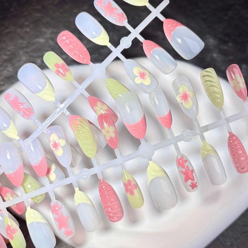 Almond Flower Press-On Nails - 24 Pcs Pink Yellow French Tips with Water Ripple & Starfish Design | Acrylic Set