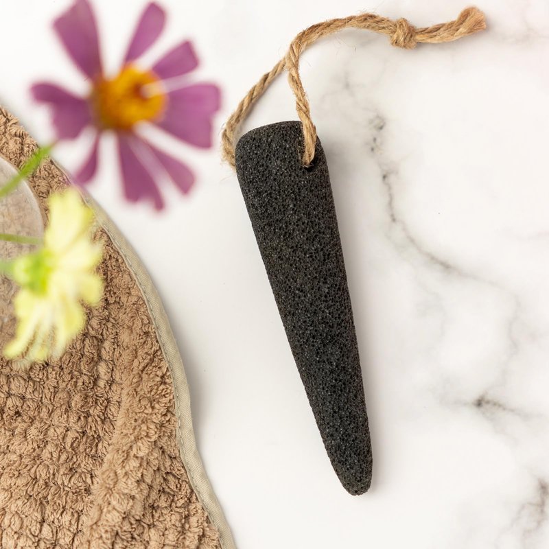 CopesFuda Natural Volcanic Pumice Stone for Feet & Hands. Foot Scrubber for Dead Skin Remover & Deep Cleansing, Cone Shape Stone for Hard-to-Reach Areas Corn Removal, 2 Pcs, Ready-to-Gift Design