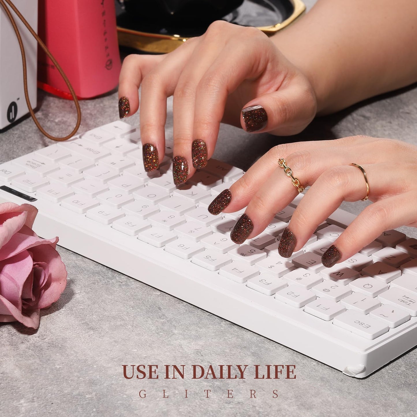 Teenitor Short Press on Nails,288PCS Glitter Square Press on Nails, Fake Nails, Short False Nails, Finger Nails