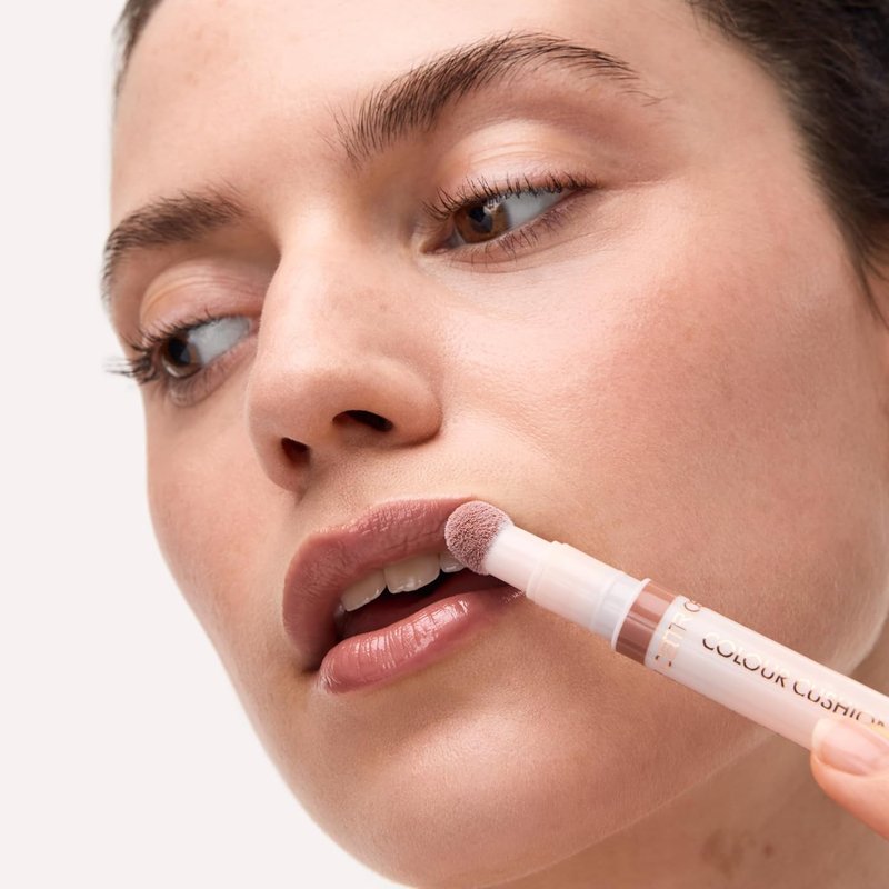 Catrice Juicy Lip Oil - High-Shine, Non-Sticky Gloss with Nourishing Oils | Vegan & Cruelty-Free (050 | Drenched Drama)