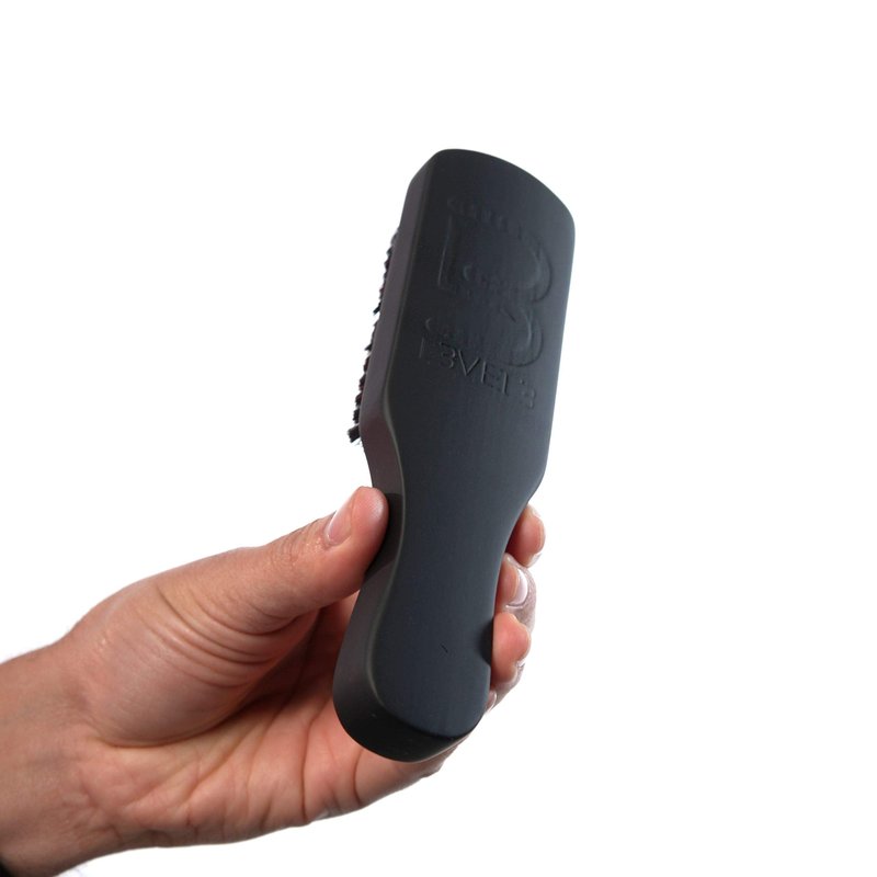 L3 Level 3 Club Brush - Perfect for Cutting and Fading - Gentle Yet Effective Bristle - for Barbers