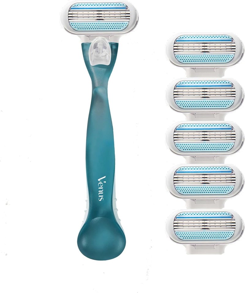 Gillette Venus Smooth Women's Razor - Soft-Grip Handle + 6 Refills for Effortless Shaving