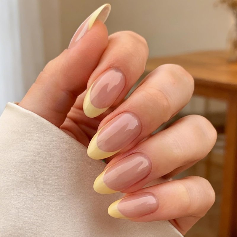 FANTEXY French Tip Press on Nails Kit Short Almond Nail Tips Soft Gel,Reusable Stick On Nails in 12 Sizes,24 Fake Nail Kit With Adhesive Tabs and a Rubbing Strip,French Tip Press ons Almond