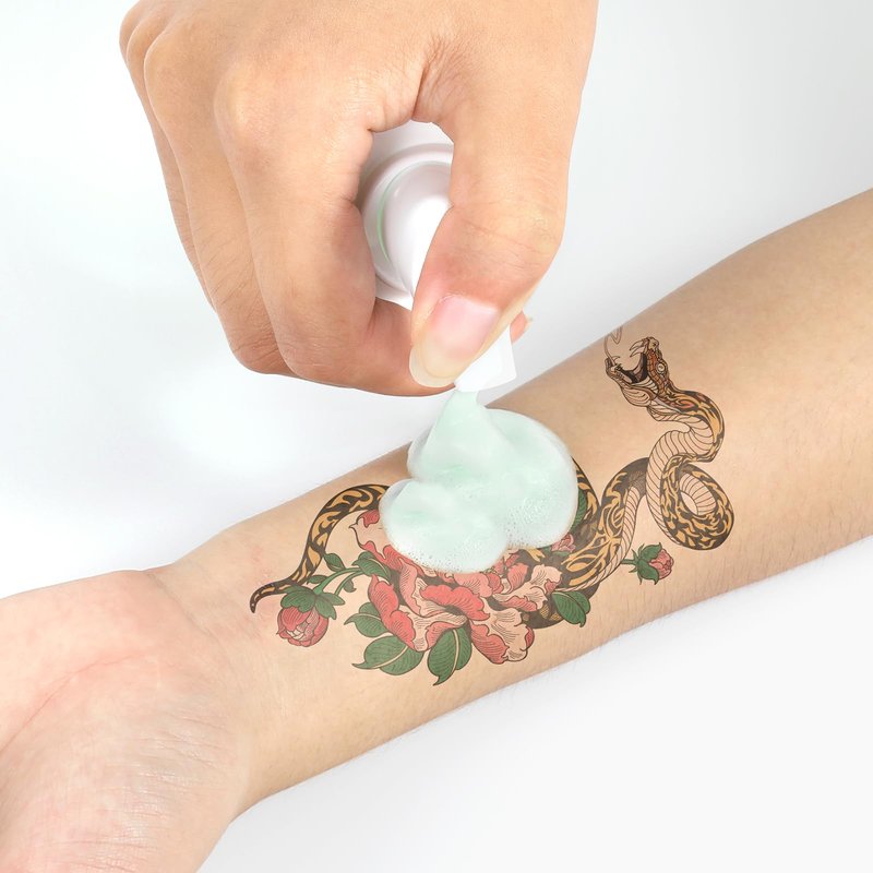 iseheri Ultra Concentrated Green Soap Tattoo (10 oz) with 120ml Foaming Bottle and 8 oz Squeeze Bottle – Tattoo Supplies for Tattoos, Piercings, Skin and Equipment Cleaning
