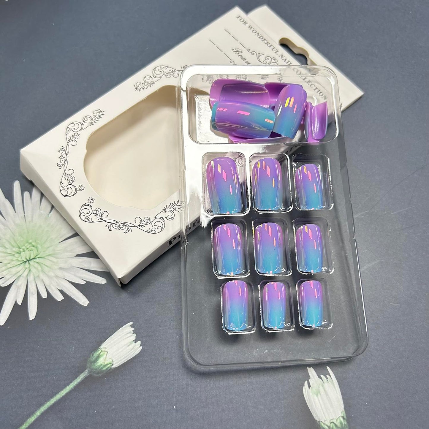 TBRZTR Blue Purple Gradient Press on Nails Medium Length Glossy False Nails Artificial Acrylic Nails Square Nails 24Pcs Full Cover Reusable Coffin Fake Nails Glue on Nails for Women Kit