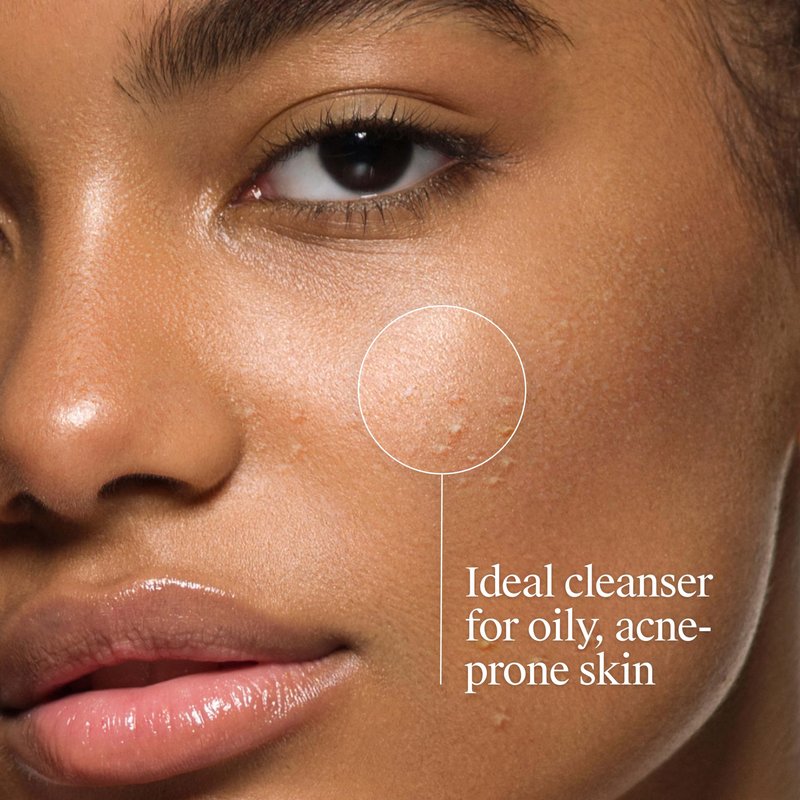 Neutrogena Oil-Free Acne Face Wash, Breakout Prone Skin Facial Cleanser with 2% Salicylic Acid Acne Treatment for Face, 6 fl. oz