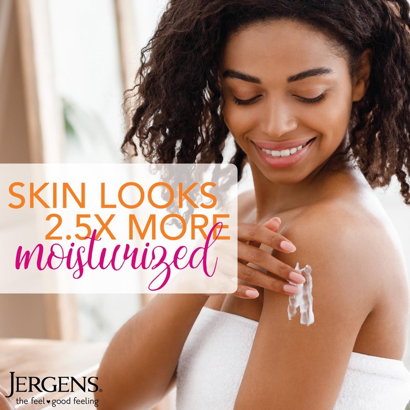 Jergens Hydrating Coconut Body Lotion, Hand and Body Moisturizer, Infused with Coconut Oil, Hydrates Dry Skin Instantly, Dermatologist Tested, 26.5 Oz