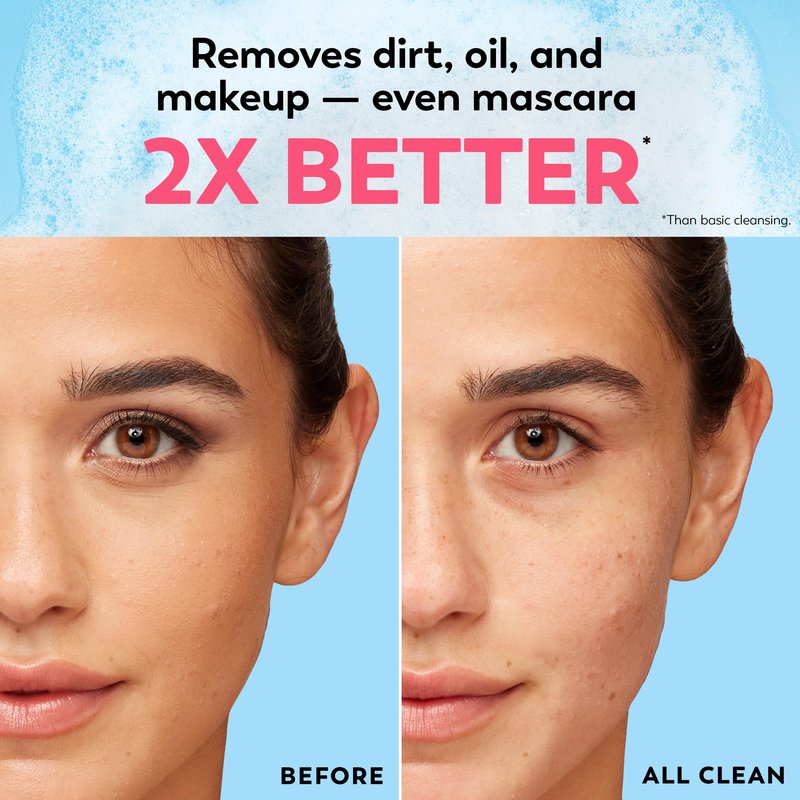 Olay Makeup Remover Wipes, Daily Facials Hydrating Face Cleanser for Normal to Dry Skin, Alcohol & Fragrance Free, Soft Face Wash Towels, Travel Essentials for Women, Convenient Dry Cloths, 66 ct